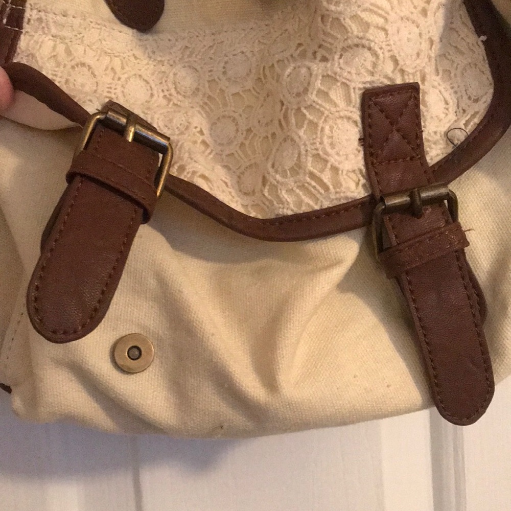 Backpack - Picture 3 of 5